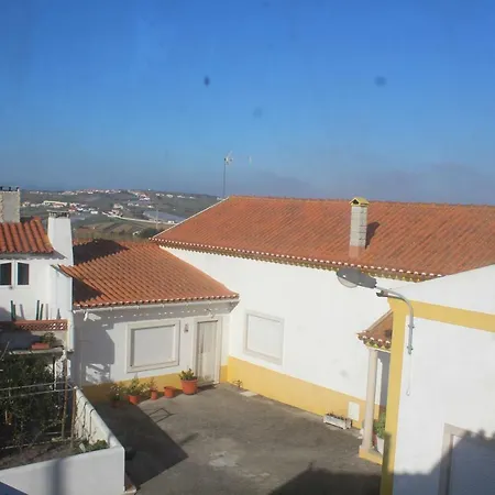 Holiday home Casa De Vinha: Casa Principal Bombardeira